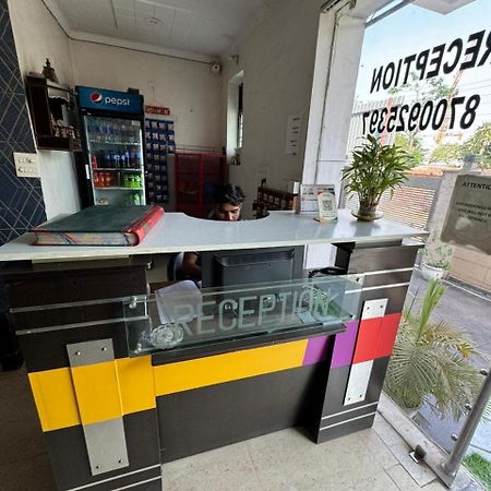 Parkview Residency Ξενοδοχείο Γκουργκάον Εξωτερικό φωτογραφία
