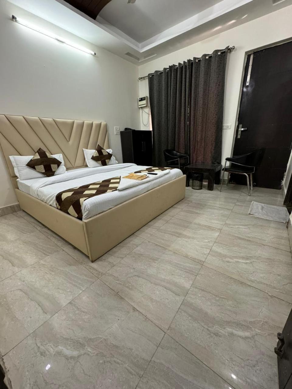 Parkview Residency Ξενοδοχείο Γκουργκάον Εξωτερικό φωτογραφία