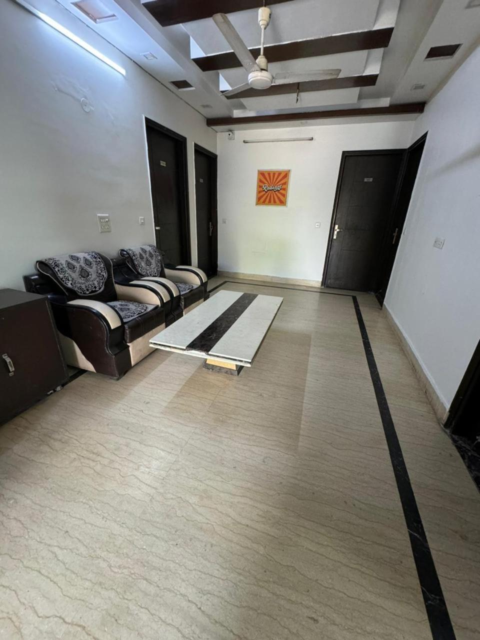 Parkview Residency Ξενοδοχείο Γκουργκάον Εξωτερικό φωτογραφία